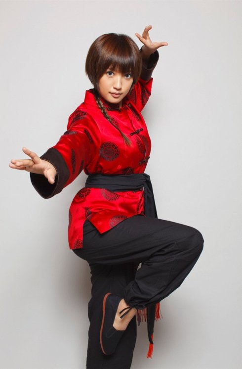 Natsuna Watanabe plays Girl Ranma, and takes on a literal androgynous role in Ranma 1/2 Live action